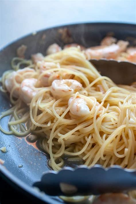 I love me some seafood pasta. Butter Garlic Shrimp with Angel Hair Pasta ~ Macheesmo