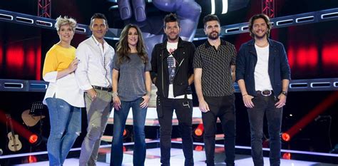 Lavoz is a mobile voip dialer application that allows to make voip calls. LA VOZ 5 / 26·09·2017 - Area51