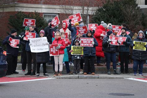 Opinion Hingham Educators Strive For A Fair Contract To Benefit Our