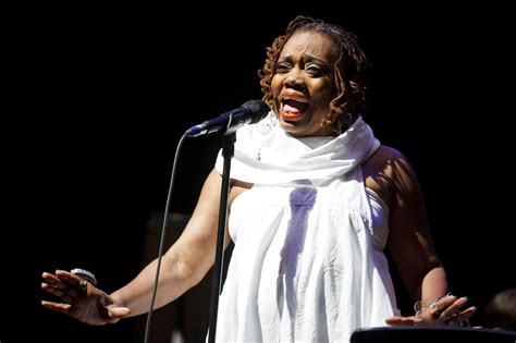 Concert Review Dee Alexander At The Green Mill Chicago Tribune