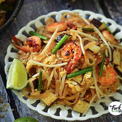 30 Minute Easy Pad Thai Recipe The Fork Bite