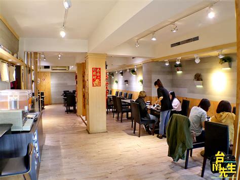 Search for text in url. 台南日式丼飯／小菜、飲料、湯品無限享用吃到飽／餐點均附越光米飯+沙拉+醋飲+湯品+甜點／超大份量CP值高 ...