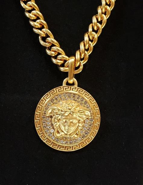 New Versace 24k Gold Plated Crystal Embellished Chain Necklace For Sale