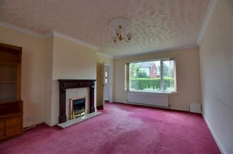 2 bedroom bungalow for sale in howden road romanby northallerton north yorkshire dl7