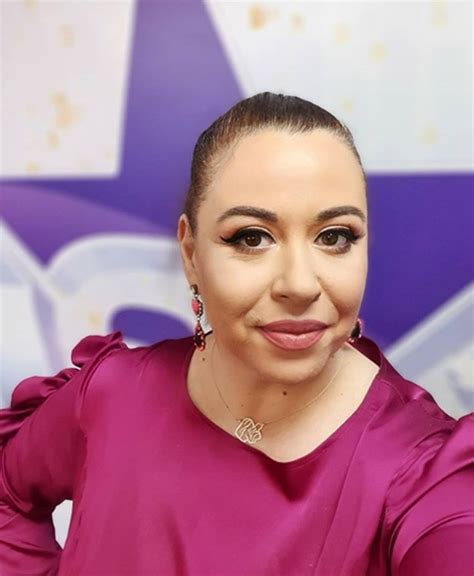 Oana roman a vorbit despre probleme pe care le are cu soțul ei marius elisei. Problemele se țin lanț de Oana Roman și familia ei! Vedeta ...