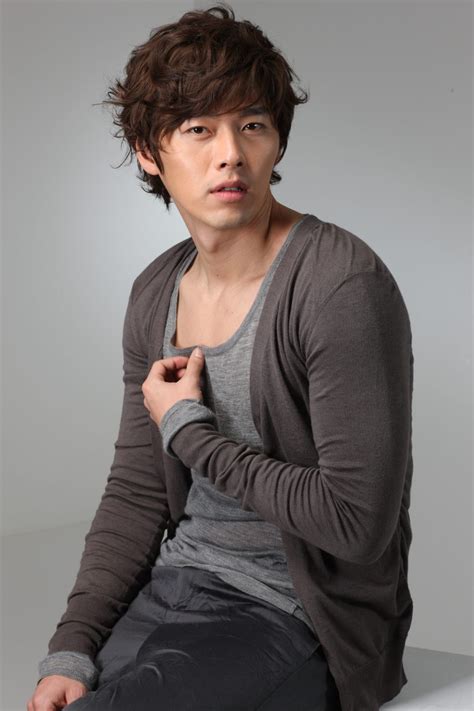 Hyun bin ha ji won jo in sung song hye kyo the best couple. Hyun Bin Foto and Profile
