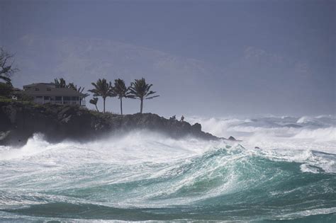 Heaviest Rain Strongest Wind And Lowest Temperature Snow In Hawaii