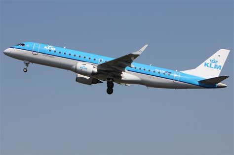 Flyingphotos Magazine News Klm Leases Six New Embraer 190 Aircraft