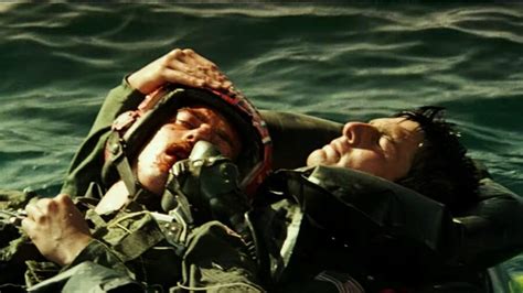 See Tom Cruise Dealing With Gooses Death In Top Gun Maverick Video