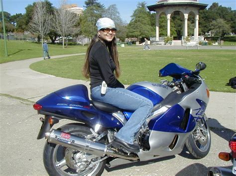 Girls On Busas General Bike Related Topics Hayabusa Owners Group