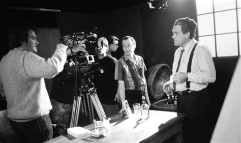 Quentin tarantino квентин тарантино № 1. Enter the Mind and Home of a Young Quentin Tarantino In ...