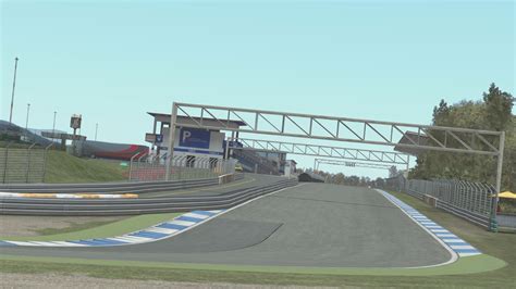 The circuito do estoril or autódromo do estoril (estoril circuit), officially known as autódromo fernanda pires da silva, is a motorsport race track on the portuguese riviera, outside of lisbon. bsimracing