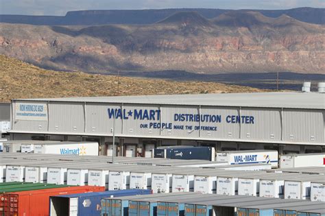 2 Dead, 4 Injured in Shooting at Walmart Distribution Center in