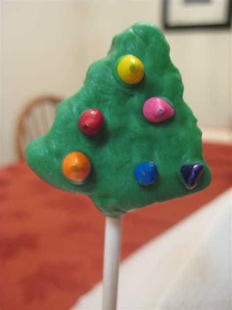 To see more details and the supplies needed, go here make this beautiful and edible centerpiece for your christmas party! The Icing On The Cake: Christmas Tree Cake Pops