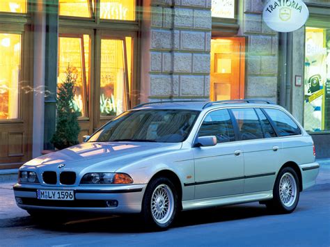 Testdrive checks out the 2003 bmw 525i touring known also as an estate or wagon body style. BMW 5 Series Touring (E39) specs & photos - 1997, 1998, 1999, 2000 - autoevolution