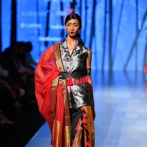 sanjukta dutta at lotus make up india fashion week spring summer 2020 vogue india