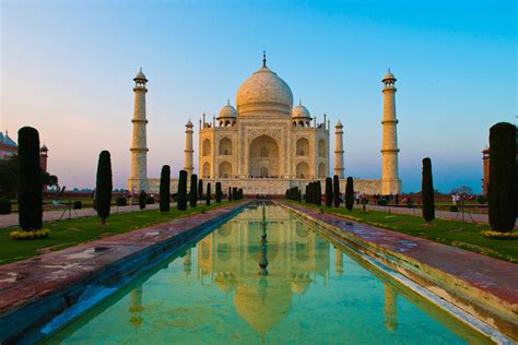 7 View The Taj Mahal At Sunrise India International Traveller Magazine