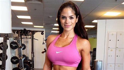 Michelle Lewin Working Out In The Gym Wi 635678344547041475 11507