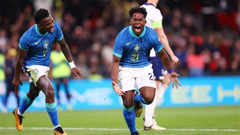 Endrick: Who is Brazil's latest football prodigy? | World News | Sky News