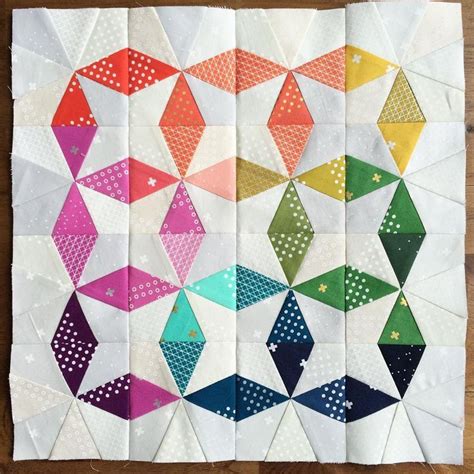 What A Stunning Paper Pieced Mini Quilt By Sarah Cruickshank Sairzey