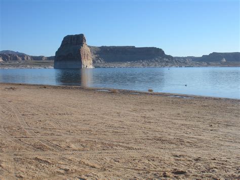 Lone Rock Beach Lake Powell Favorite Places Monument Valley