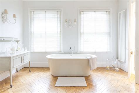 4 Different Types Of Bathtubs And How To Choose One