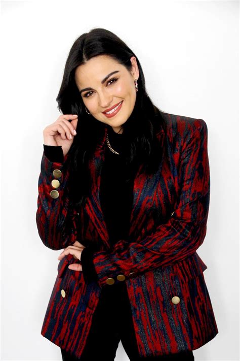 Maite Perroni S Stunning Post Baby Transformation See What She Looks