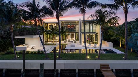 Douglas Elliman Presents A 18900000 Miami Beach Estate