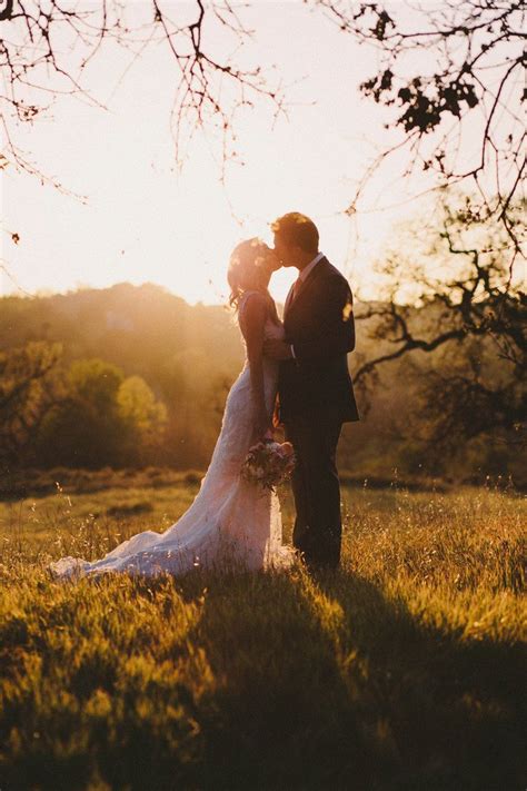 There's no real posing involved, although it's. 35 Creative Wedding Photography Inspiration