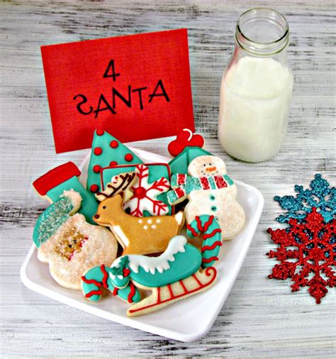 Simple Christmas Cookies My Holiday Helpers The Bearfoot Baker
