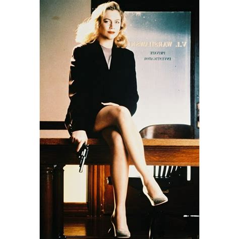 Kathleen Turner In Vi Warshawski 24x36 Poster