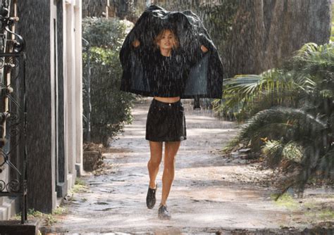 Madison Bildahl Models Gap Spring 2015 Collection In Spring Showers Cinemagraph By Jamie Beck