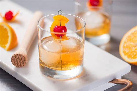 The Classic Whiskey Old Fashioned Cocktail Recipe
