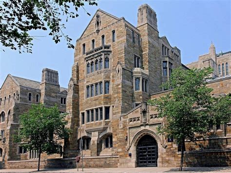 Yale University Campus Self Guided Tour New Haven Ct Attractions