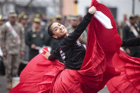 Fiestas Patrias ¿cómo Celebrarán Los Peruanos En Chile Video