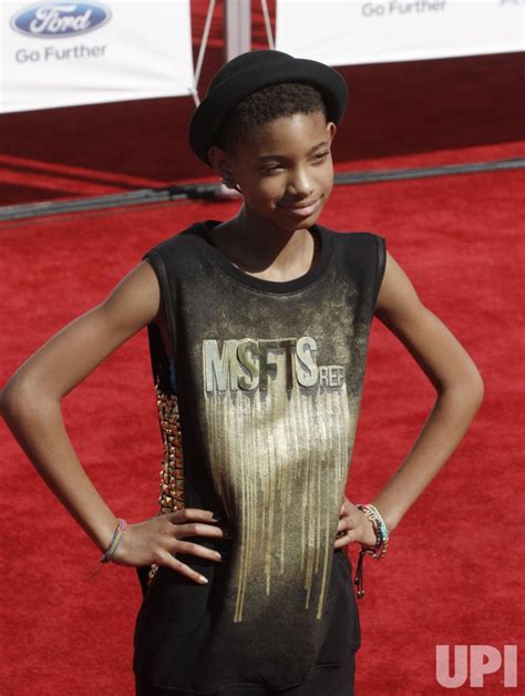 Photo Singer Willow Smith Attends Bet Awards 12 In Los Angeles