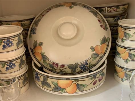 Miele original spare parts ensure that your appliance will continue to function as usual in the event of a repair. Dishes - Service for 12