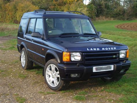 Land Rover Discovery V8 Photos Reviews News Specs Buy Car