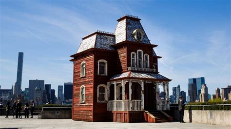 Tour The Psycho House Replica On The Rooftop Of The Metropolitan