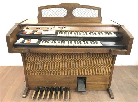 Lot Vintage Conn Electric Organ