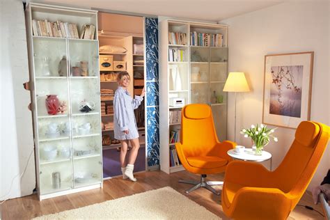 Schiebetüren / gleittüren selber bauen. Begehbaren Kleiderschrank selber bauen | selbermachen.de