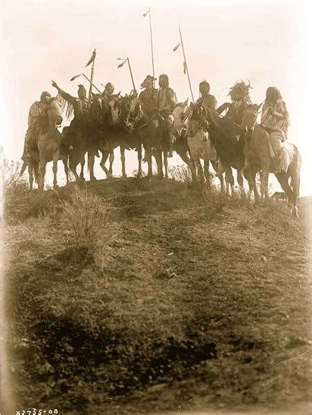 Native Americans On A Hilltop1908 Eight Crow Indians In Montana