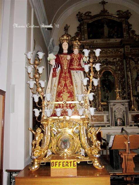 Grumum) is a town and comune of the metropolitan city of bari, apulia, southern italy. Voci e colori del Sud: La Madonna del Carmine a Modugno e ...