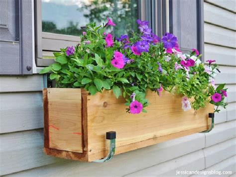 Perfect for homes, apartments, dorm rooms and. Top 10 Best DIY Window Boxes - Top Inspired