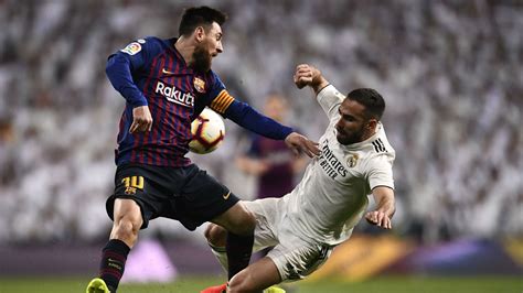 لقد انطلقت صافرة الدوري الاسباني يوم الجمعة بين نادي برشلونة ونادي بلباو وهزم صاحب اللقب لهذا نجد الجميع يبحث الان على جدول ترتيب الدوري الاسباني 2019، الجذير بالذكر في. موعد بداية وانتهاء الدوري الإسباني 2019-20، الكلاسيكو ...