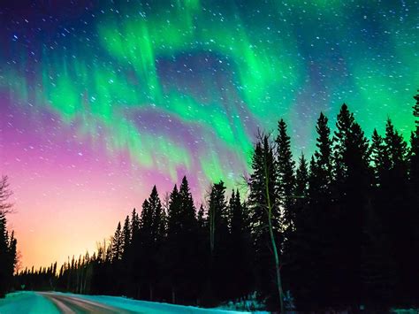 Fly To Alaska And See The Northern Lights For Cheap This