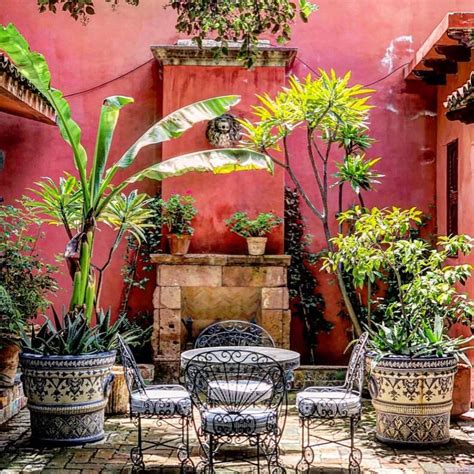 Maura Kent On Instagram The Perfect Courtyard Coloured Walls Make
