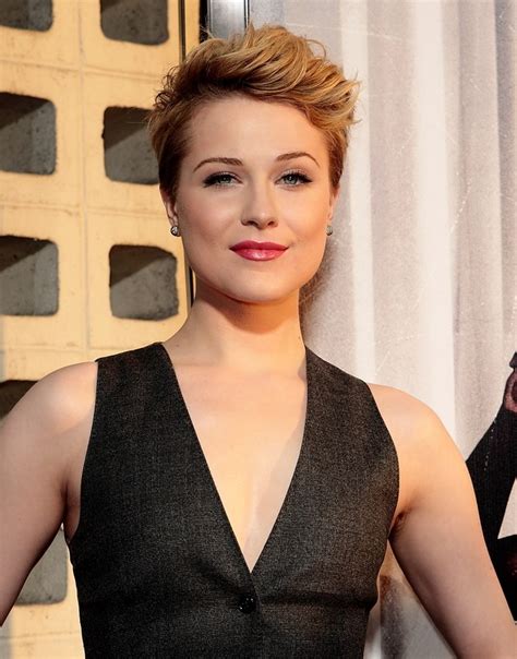 Evan Rachel Wood Fashionable Short And Messy Hairstyle