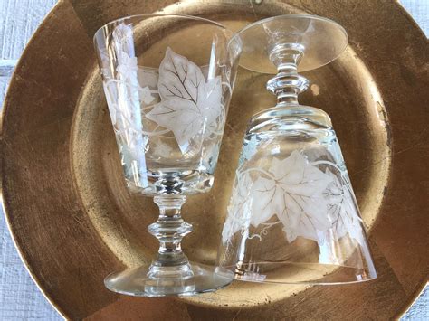 Mid Century Etched Leaf Water Goblet Glasses Autumn Fall Wedding