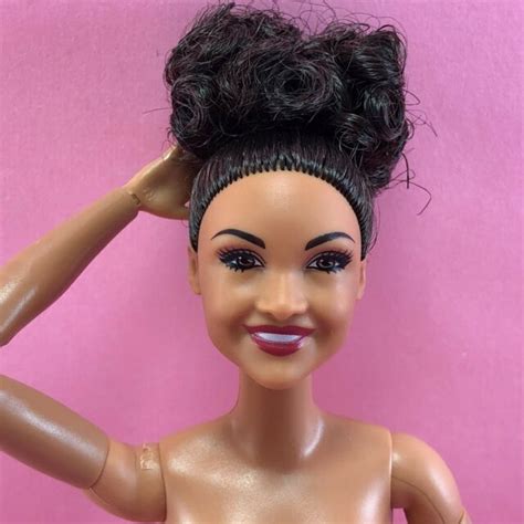 Barbie Mtm Made To Move Fully Articulated Latina Smile Unique Face